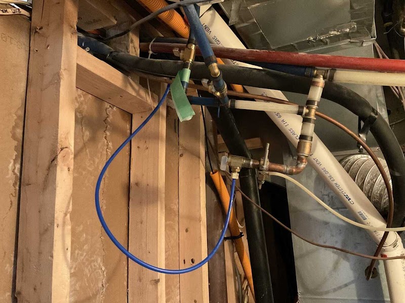 AY Electrical & Plumbing - Vaughan - Photo 3