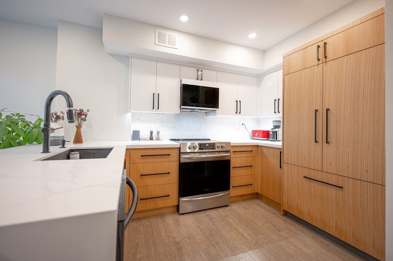 Parada Kitchens - Custom Kitchens Toronto - Photo 2