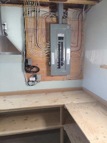 Hammer Electric - Photo 1
