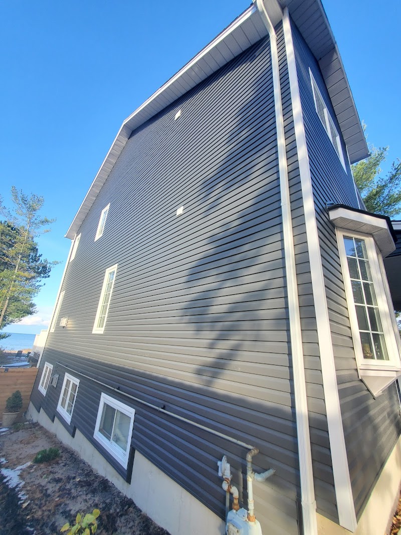 Reynolds Brothers Exteriors - Photo 4