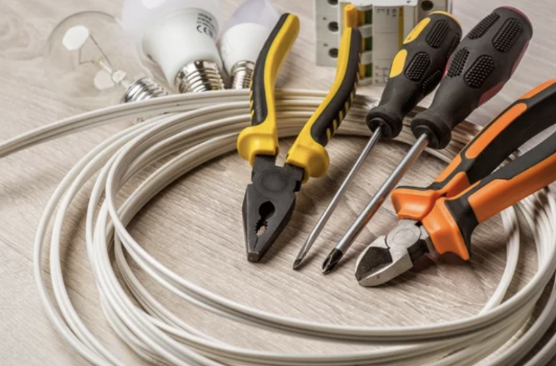 CW Electrical Solutions - Photo 1
