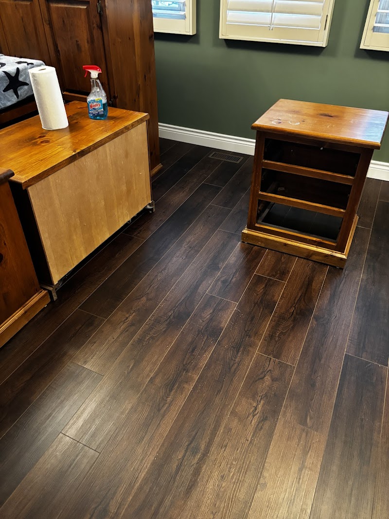 MODERN FLOORING HARDWOOD | TILES | LUXURY VINYL | STAIRS | CARPET | LAMINATE | HARDWOOD REFINISHING | LINOLEUM | STONE | - Photo 4