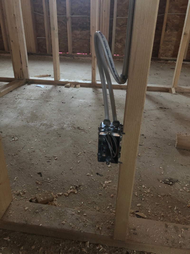 705 Electric - Photo 3