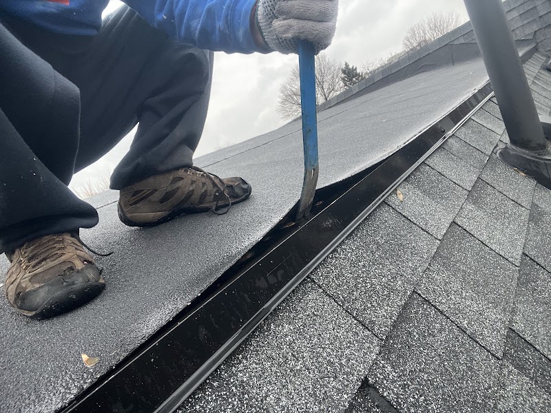 Apple Roofing Toronto - Photo 2