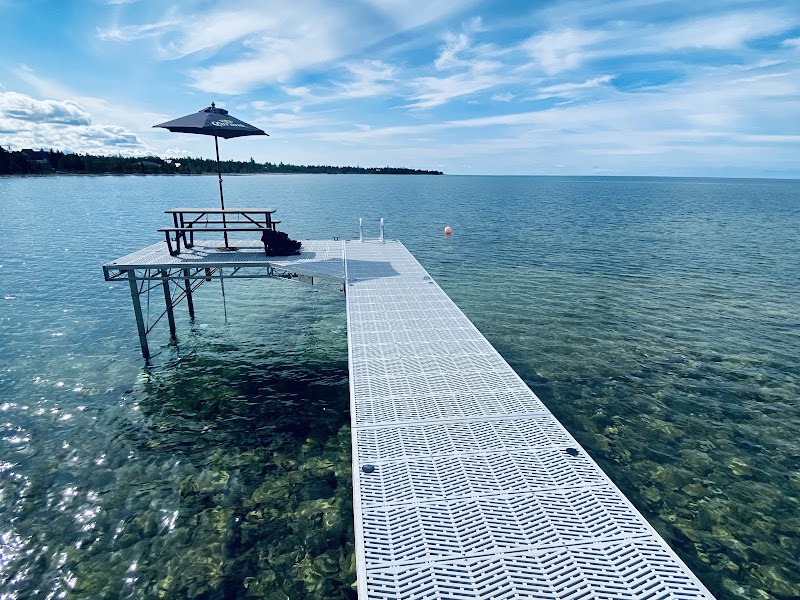 Hutten & Co. Land and Shore - Photo 5