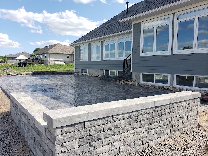 Cole`s Landscaping - Photo 3