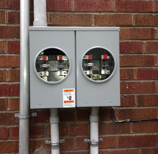 Safe Electrical Solutions - Photo 1