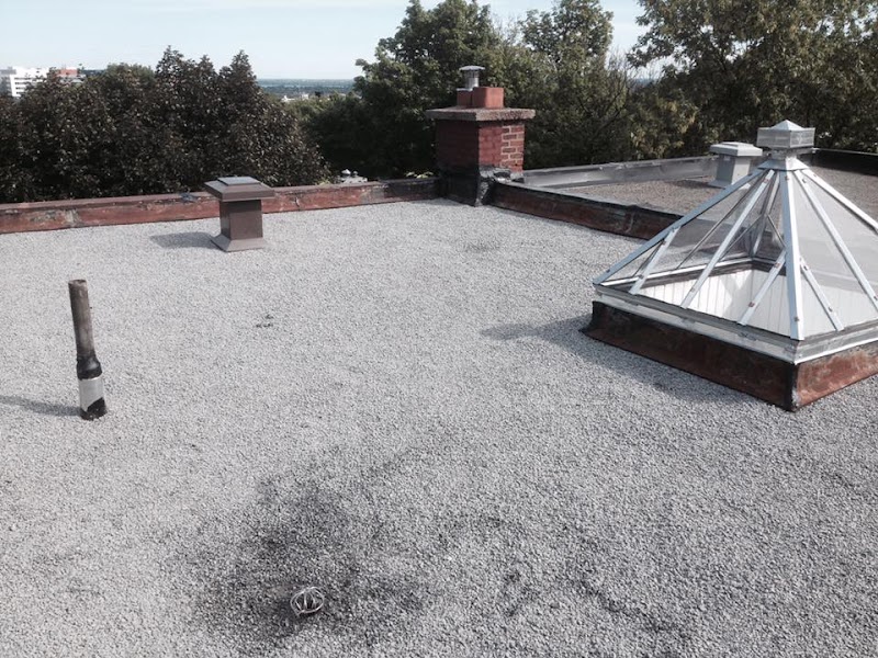 Couvreurs Demos Roofing Inc - Photo 4