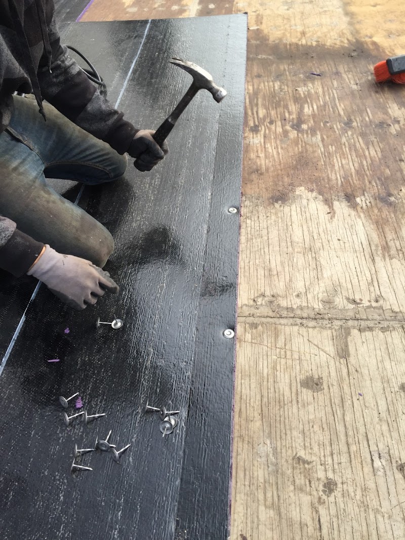 Couvreurs Demos Roofing Inc - Photo 5