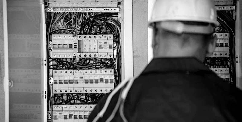 Richardson Electrical Services Ltd. - Photo 1