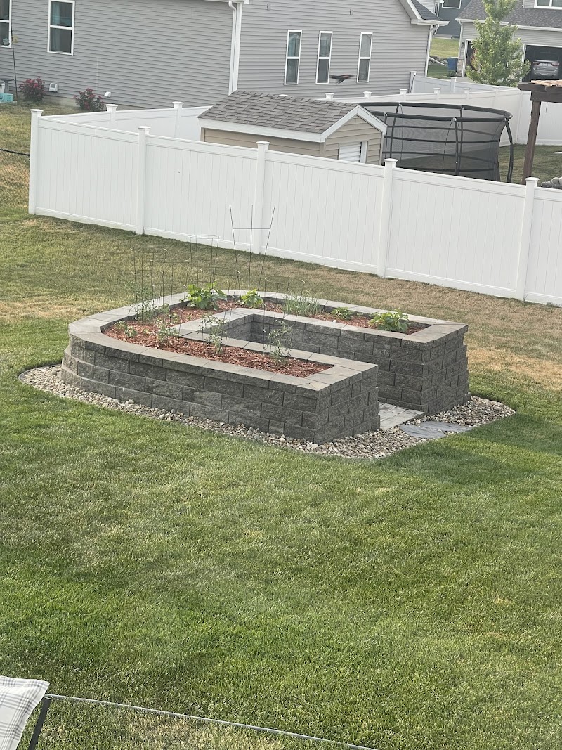 Bare Roots Landscaping - Photo 4