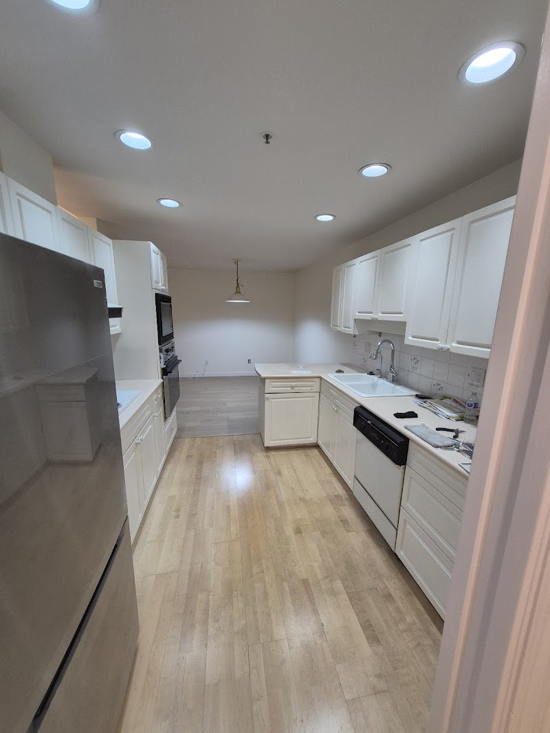 Davor's Painting Co - Photo 2