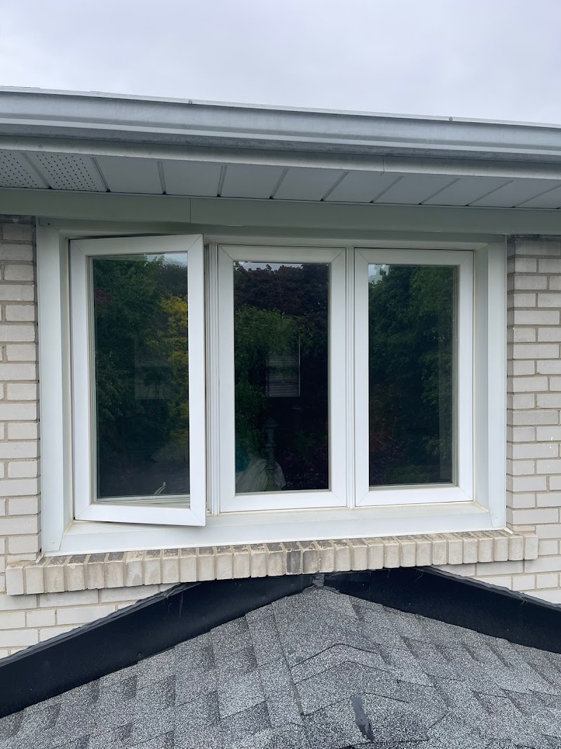 Luxe Windows and Doors - Photo 3