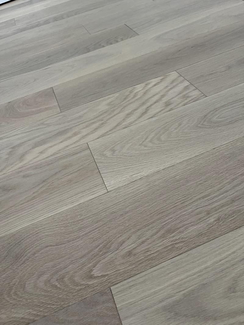 Invision Hardwood & Decor Inc. - Photo 4