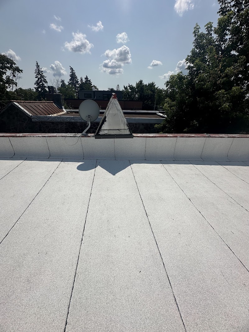 Montreal Roofers - Photo 4