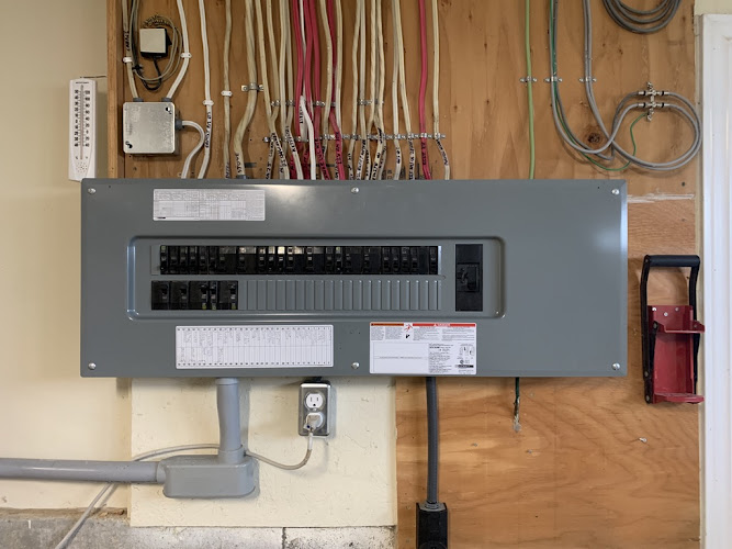 Wayne's Electric - Photo 1