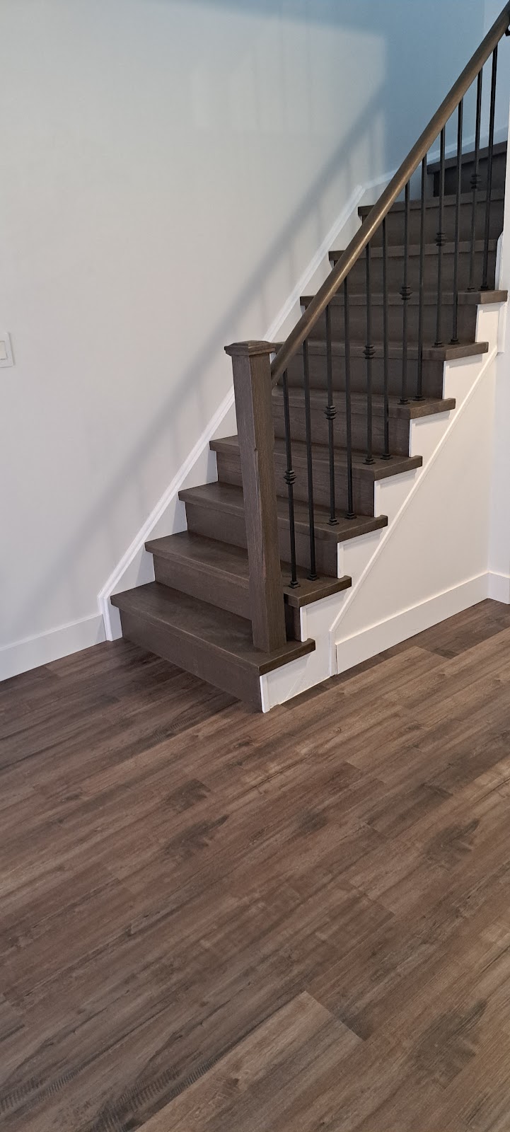 Canadian Flooring - Photo 4